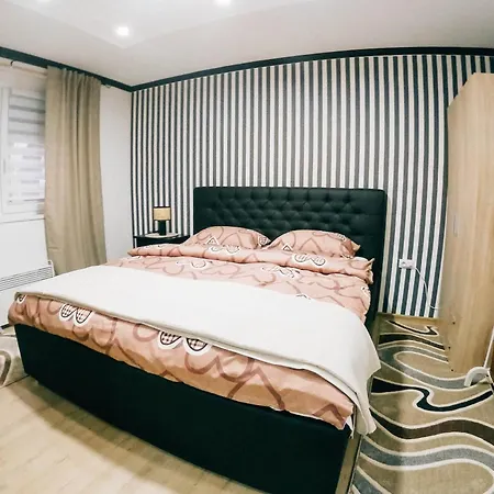 Flat Lägenhet Sombor